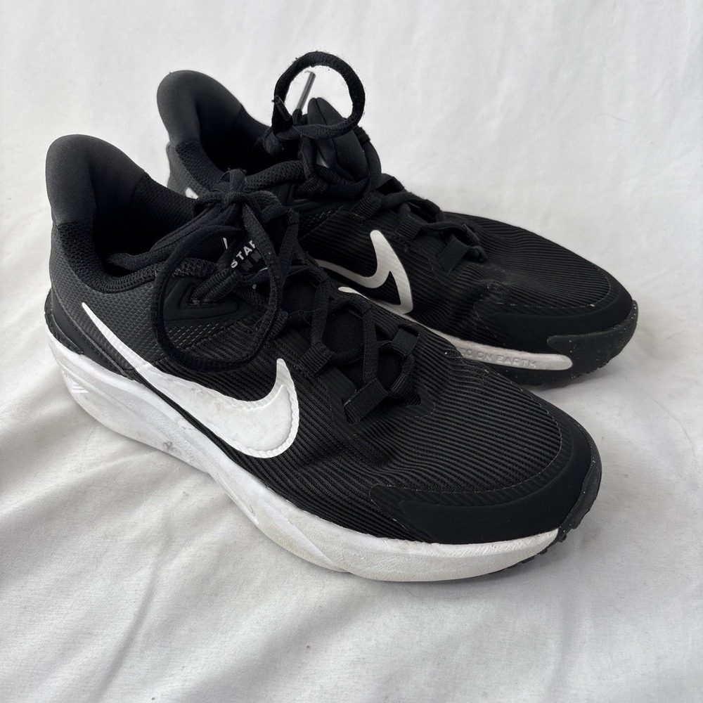 Nike Kids Star Runner 4Y Grade Schoolโ Shoes DX7615-001 Black